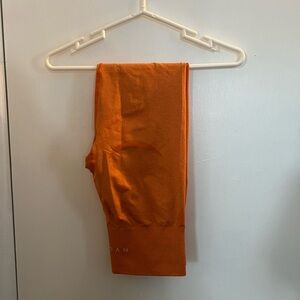 NVGTN seamless contour orange leggings